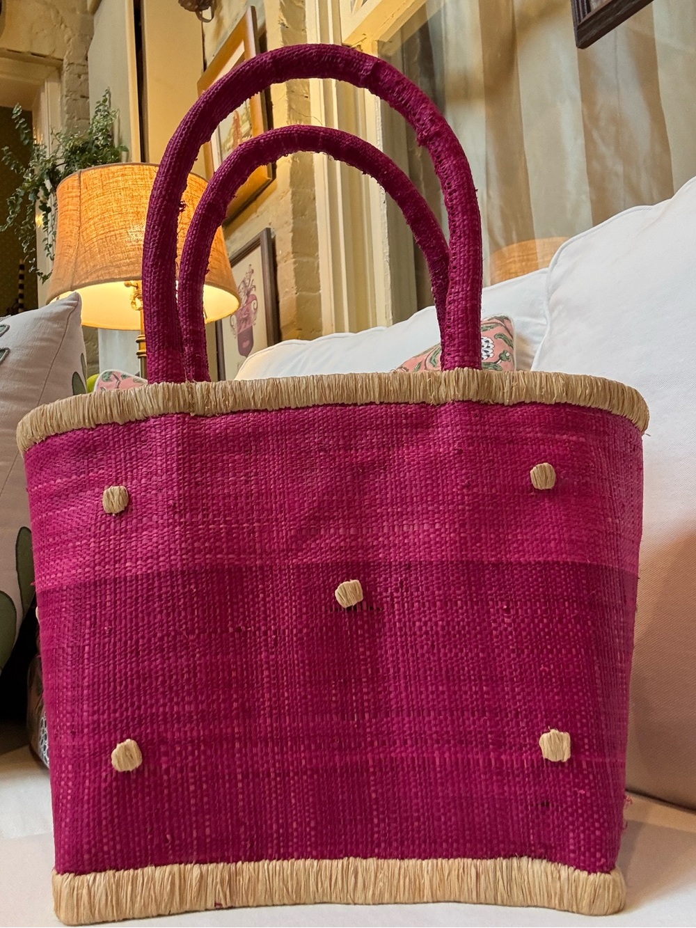 Pink raffia shoulder bag wiry polka dots.
